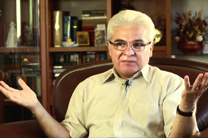 Fost director Microsoft, pus sub acuzare de DNA