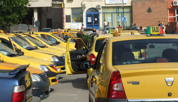 Taximetriștii renunță la protestele programate pentru 2 noiembrie