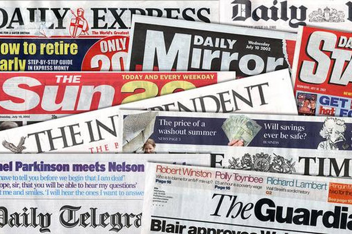 Studenți britanici, în luptă cu tabloidele: Ei acuză „divizarea socială în mass media britanice”