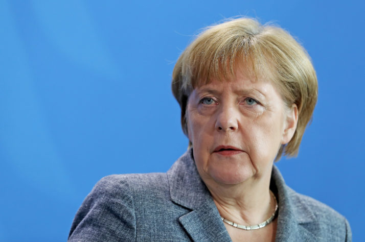 Angela Merkel: vom găsi forţa de a continua să trăim împreună