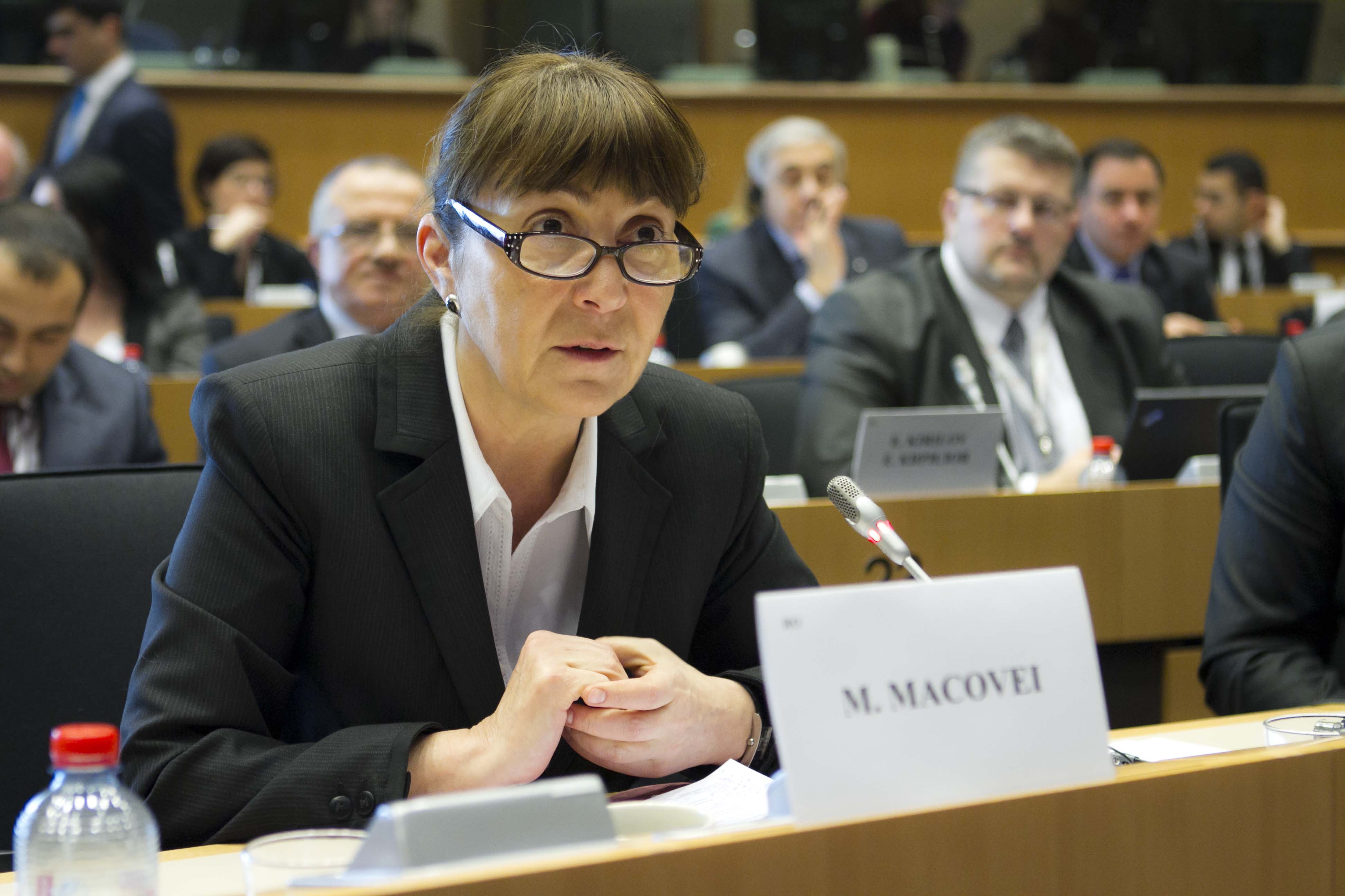 Monica Macovei cere retragerea ordonanțelor de urgență