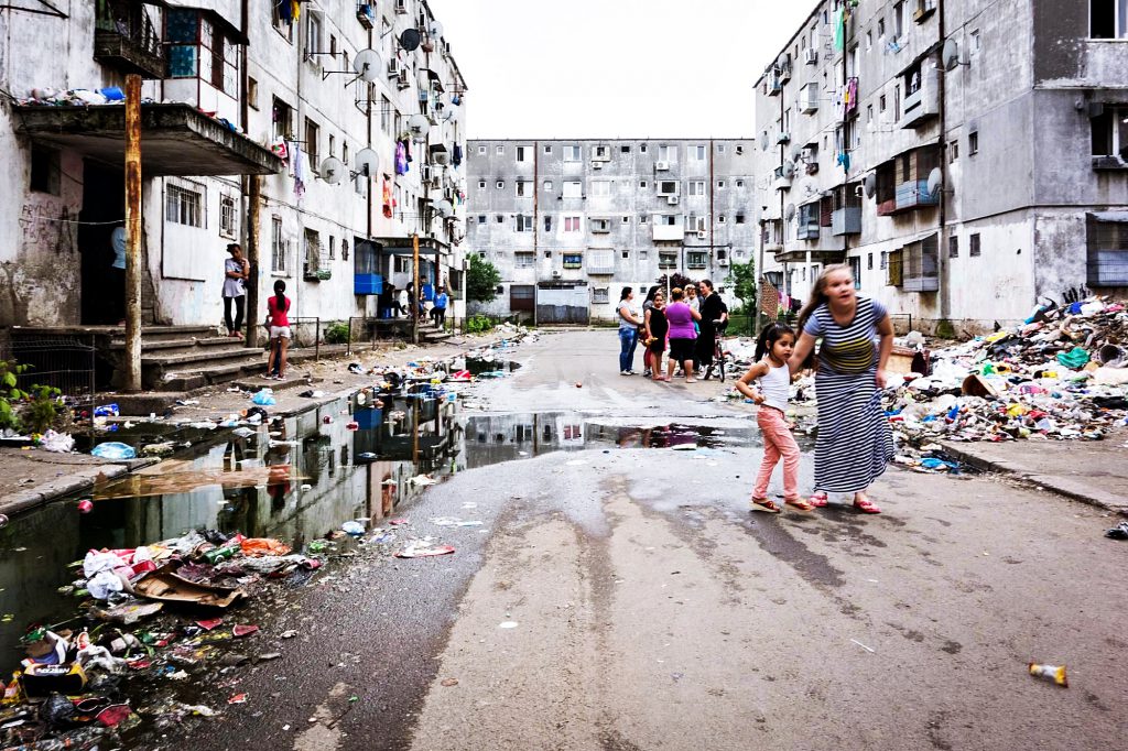 O imagine a vieții din cartierele de evitat din București