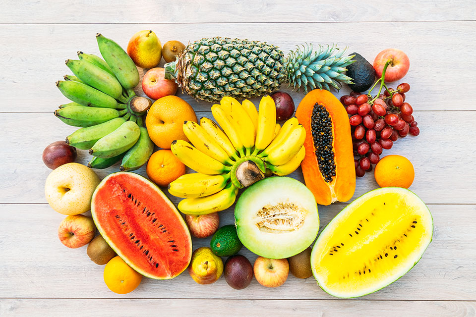 Fructe care îngrașă fără ca tu să știi. 6 capcane de evitat într-o dietă 