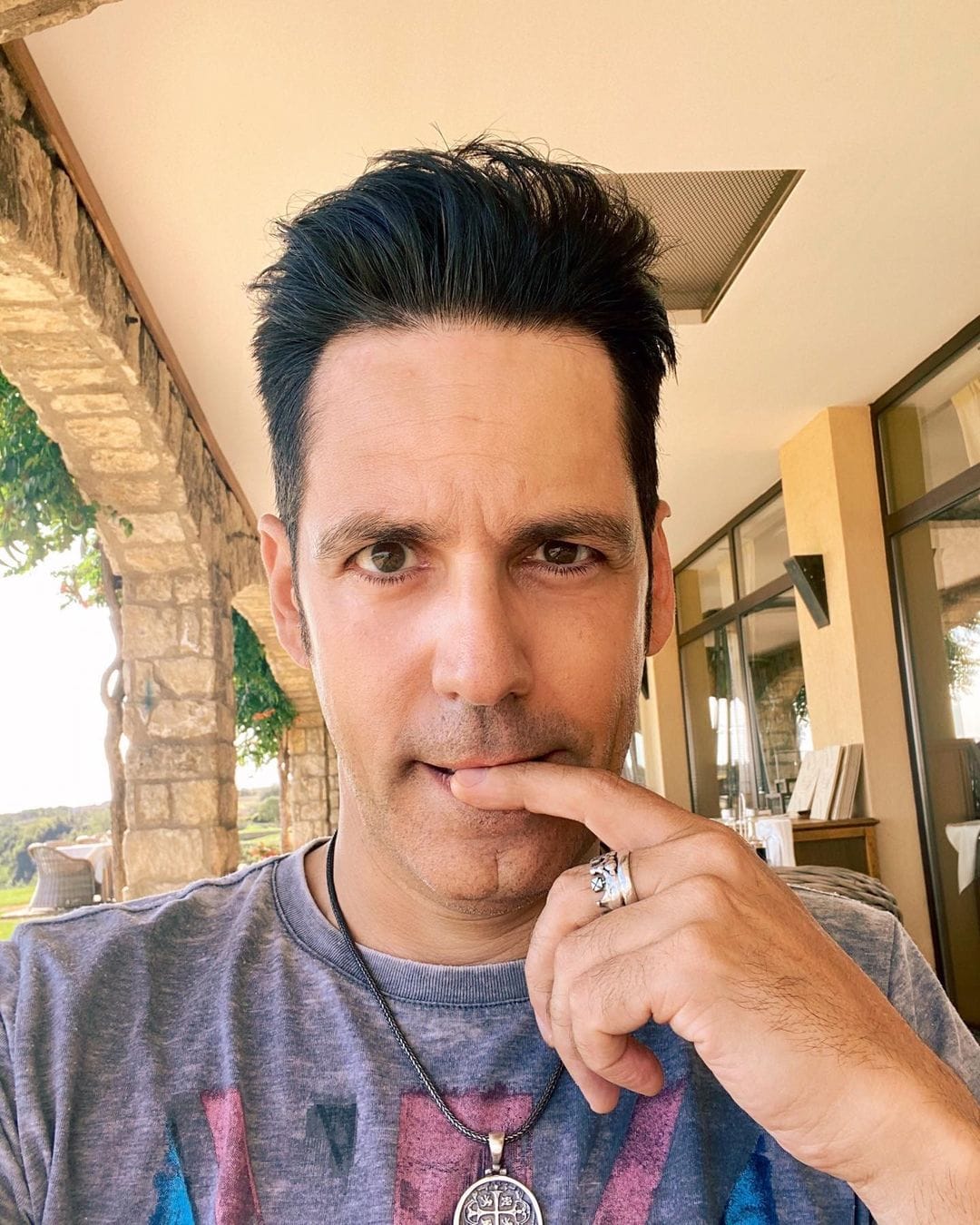 Timpul pare să stea în loc pentru Ștefan Bănică Jr.