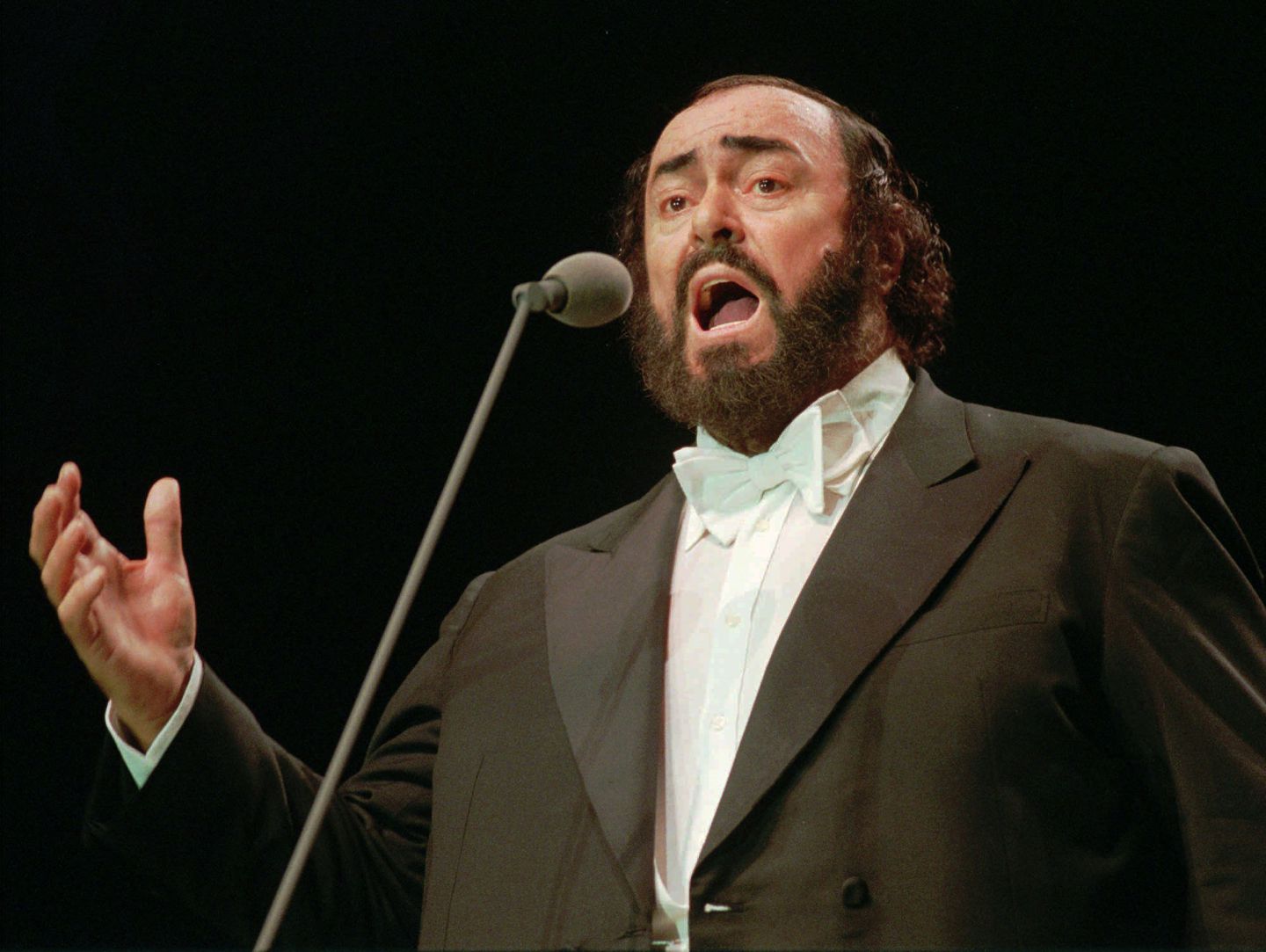 Luciano Pavarotti, cel mai mare tenor al tuturor timpurilor