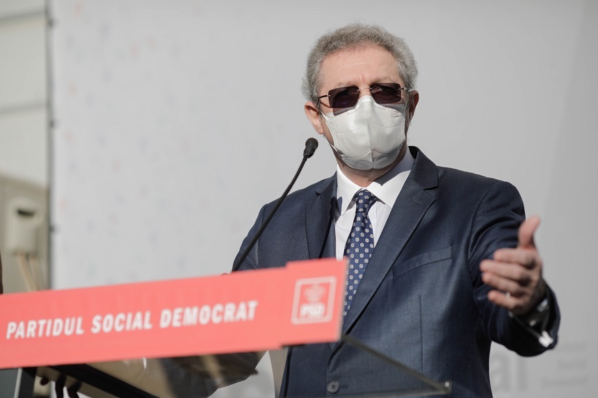 Când am putea scăpa de coronavirus. Avertismentul crunt al medicului Adrian Streinu-Cercel