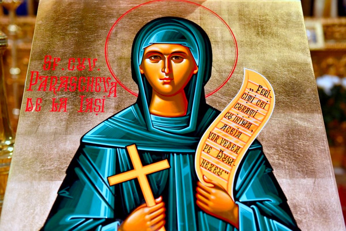 Sfânta Cuvioasa Parascheva. Cine a fost și de ce se strâng mii de credincioși, anual, la Iași
