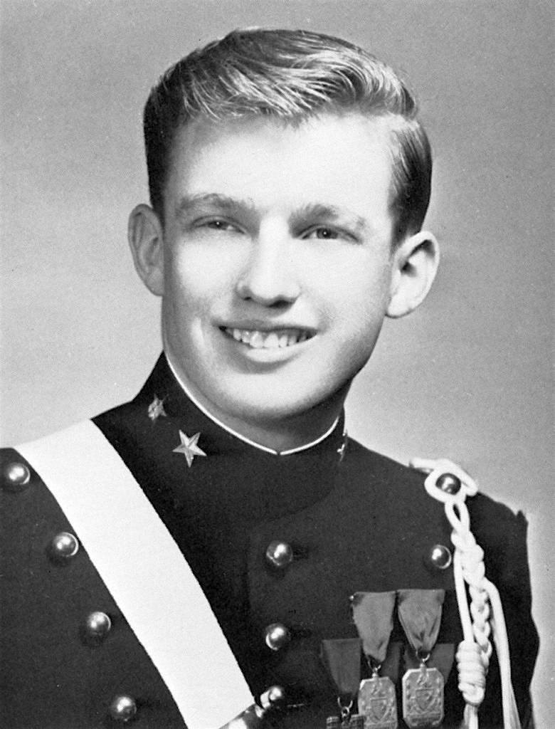 Imagini rare cu Donald Trump, la 18 ani, de la Academia Militară. Povestea neștiută a președintelui SUA
