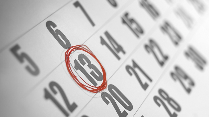 Marți, 13. Zi cu ghinion? De unde provin de fapt miturile