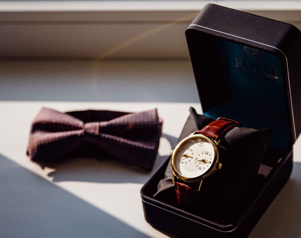 Ceasul tinde să se oprească. Alege să dăruiești altceva