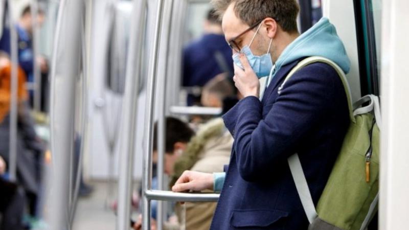 Cât timp vom mai purta mască de protecție. Ce se va întâmpla după vaccinarea anti-Covid 19. Avertismentul specialiștilor