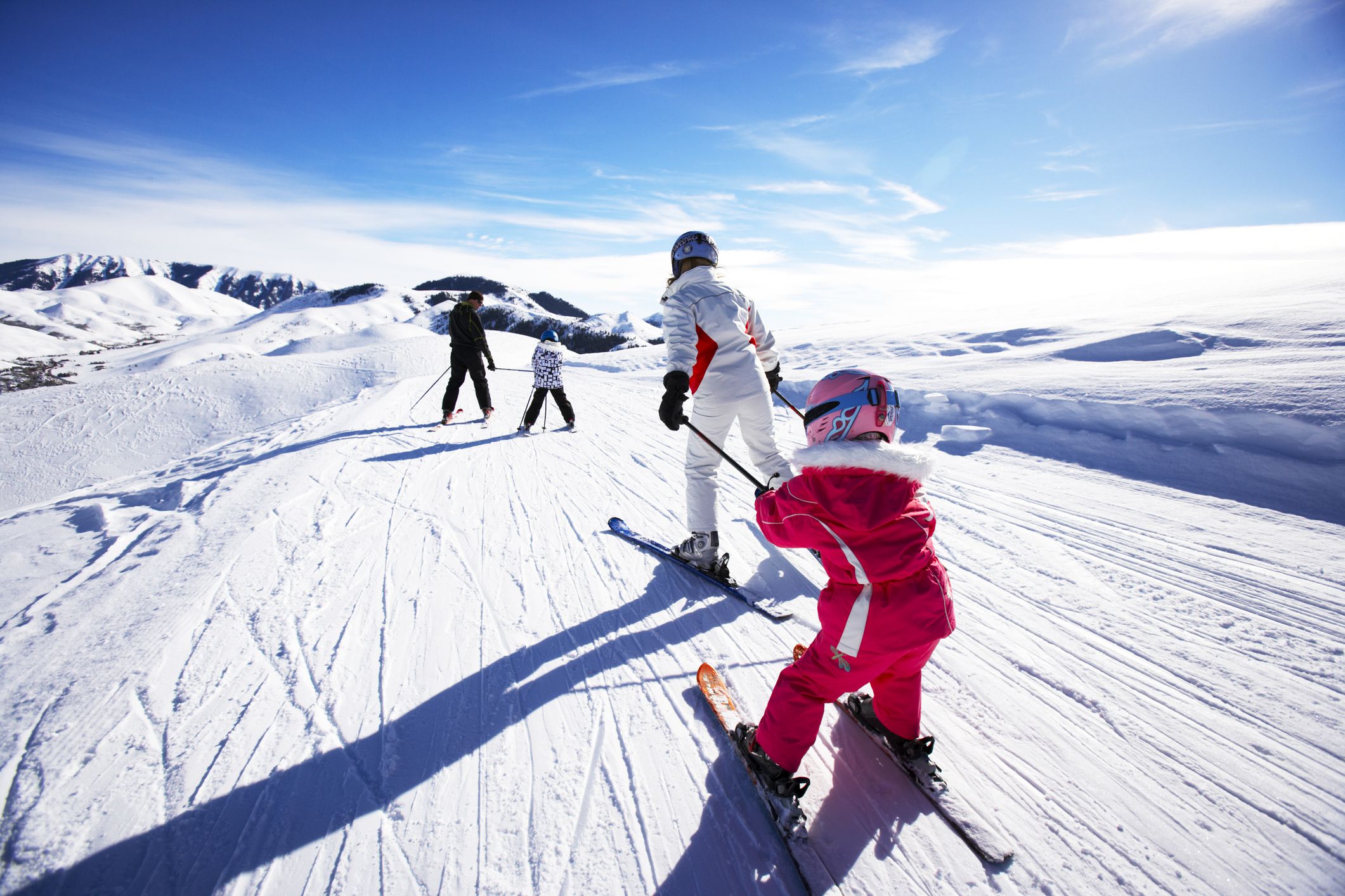 Elveția și Suedia mențin deschise pârtiile de schi