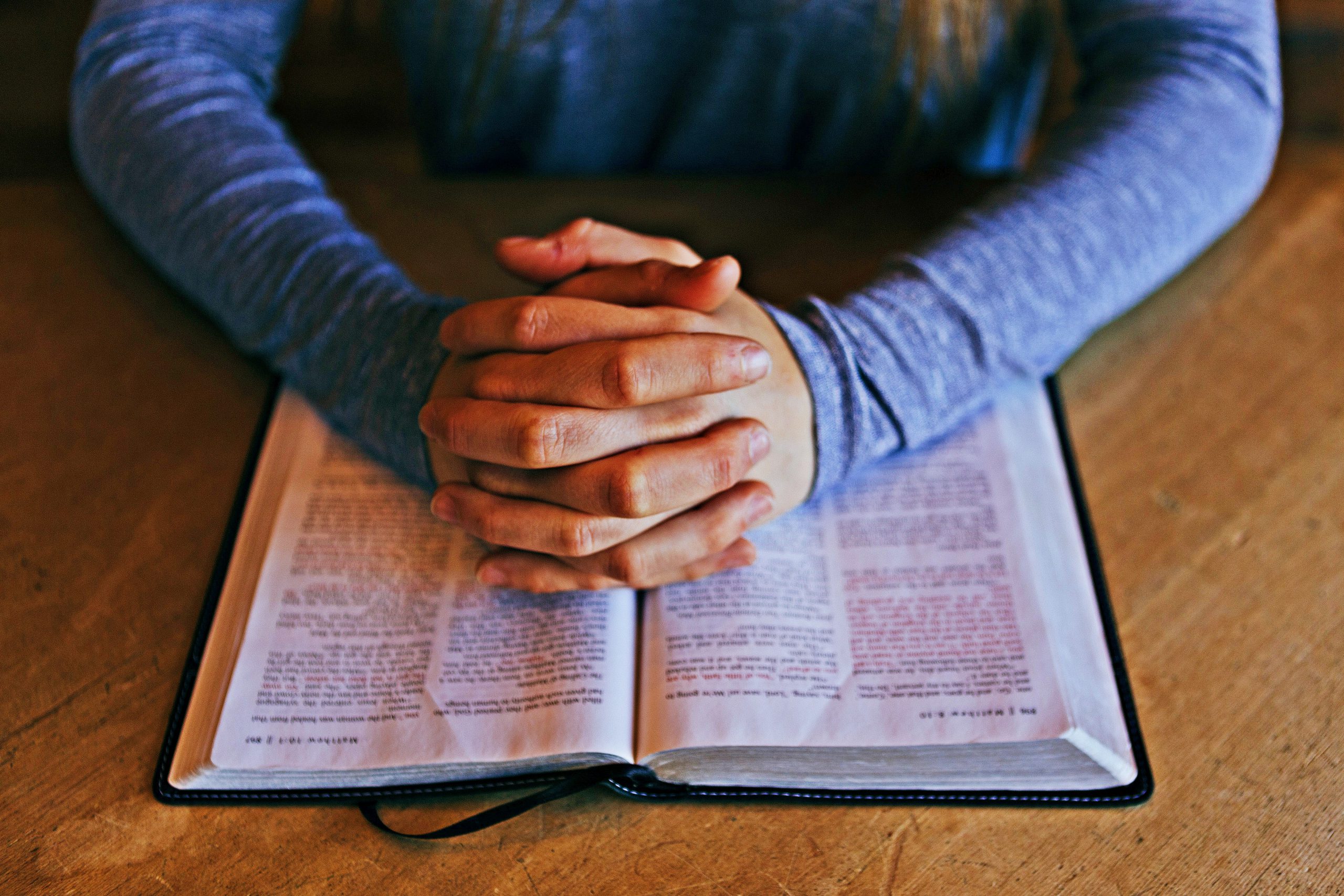 De ce se schimbă rugăciunea „Tatăl nostru“. Explicațiile teologilor