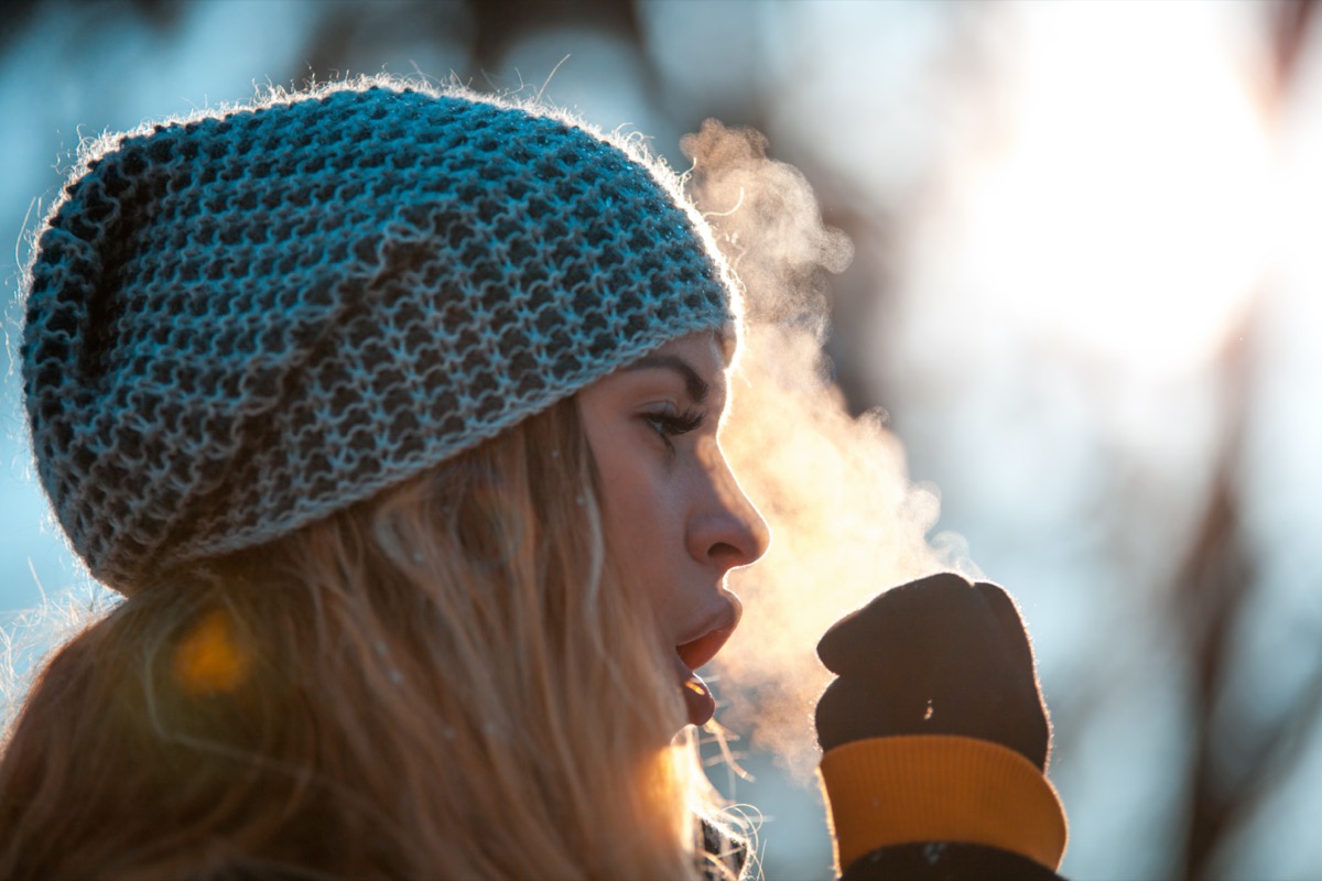 Frigul calmează durerea și reduce inflamațiile