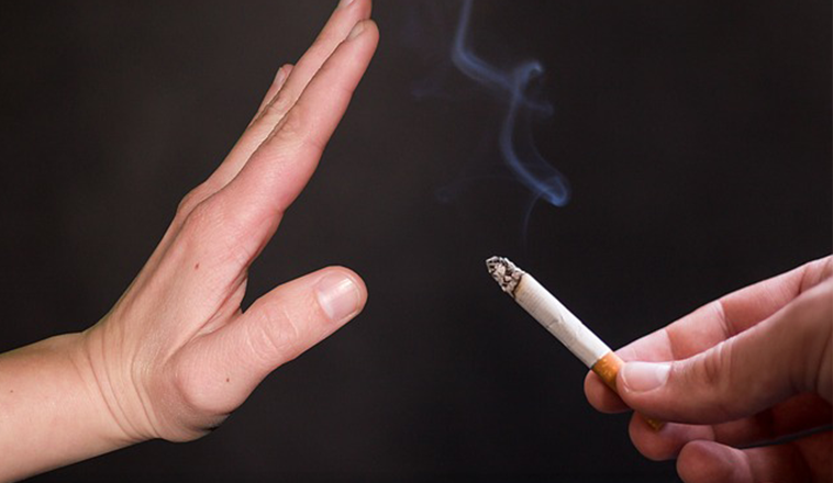 Fumatul este interzis cel puțin în prima lună după operația de deviație de sept
