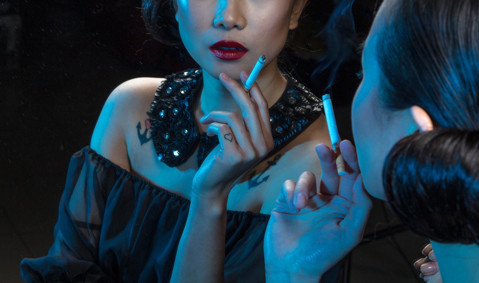 Fumatul și operațiile estetice nu sunt deloc „prieteni“. Iată motivele