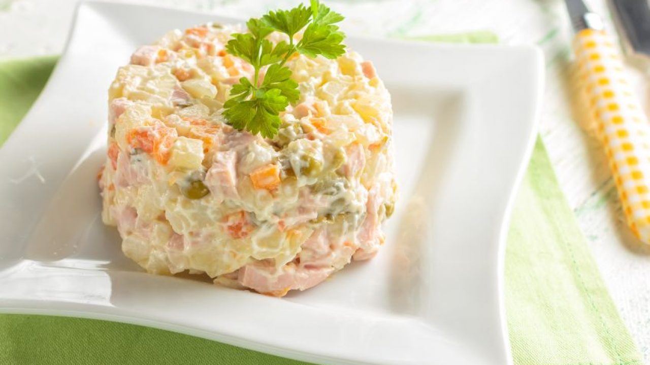 Secretul pentru cea mai bună salată de boeuf. Ce să faci ca să-ți iasă perfect