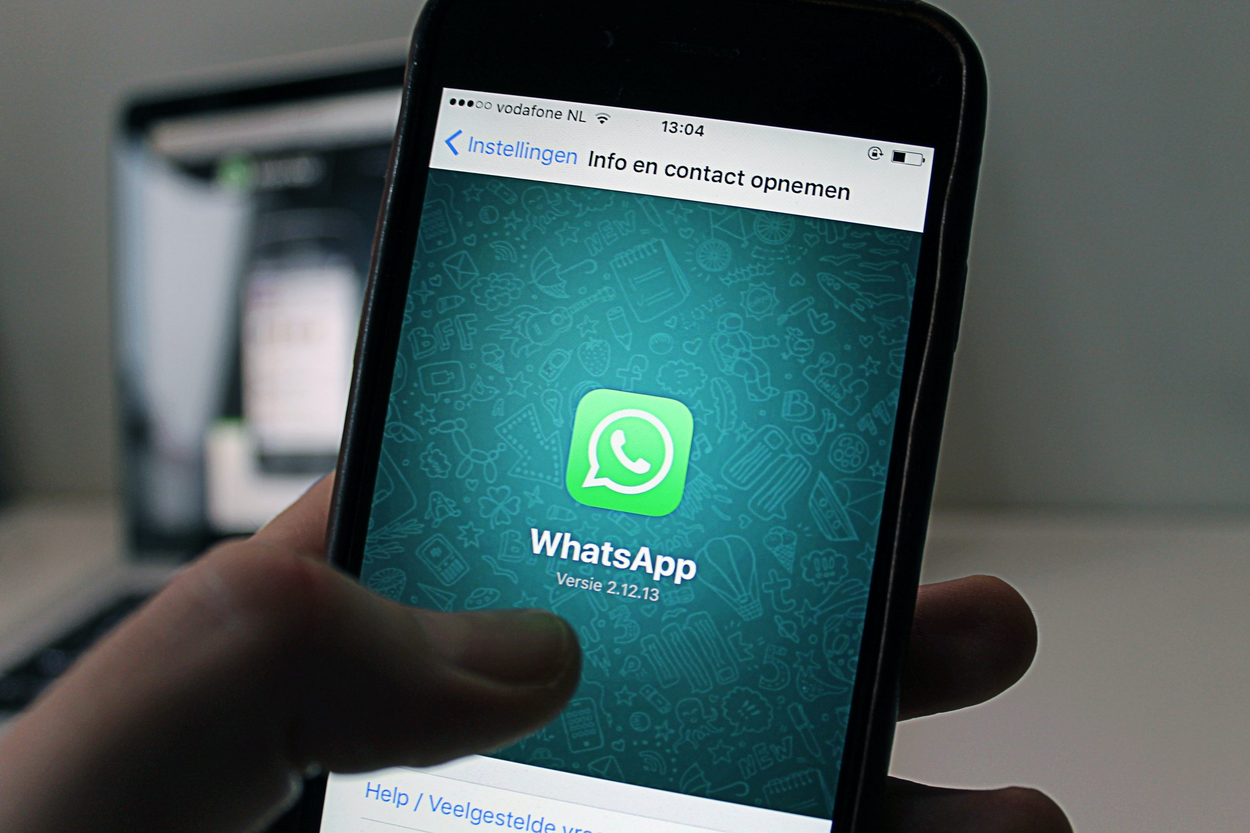 WhatsApp nu va mai putea fi accesat de pe anumite dispozitive