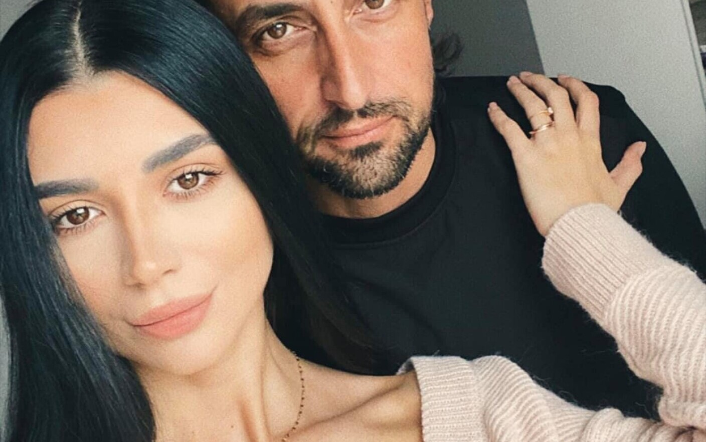 Actorul Denis Ștefan a vorbit, în direct, despre cum a fost infectat cu Covid-19