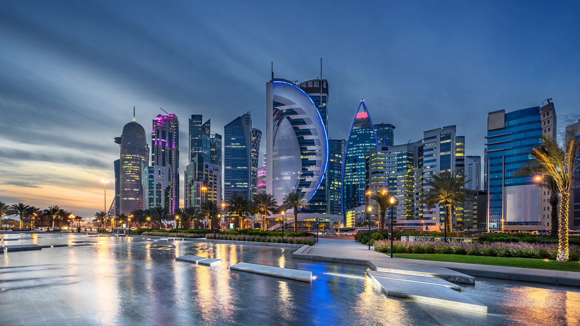 Qatar, emirat arab din Sud-Vestul Asiei