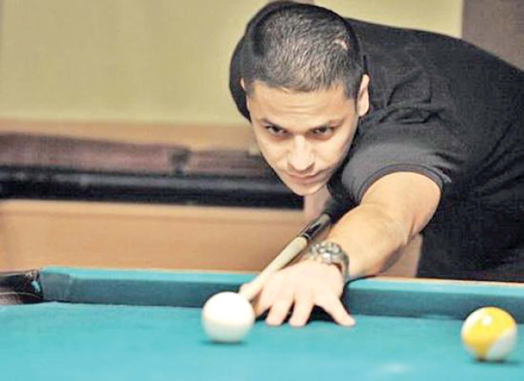 Augustin Viziru este jucător profesionist de biliard