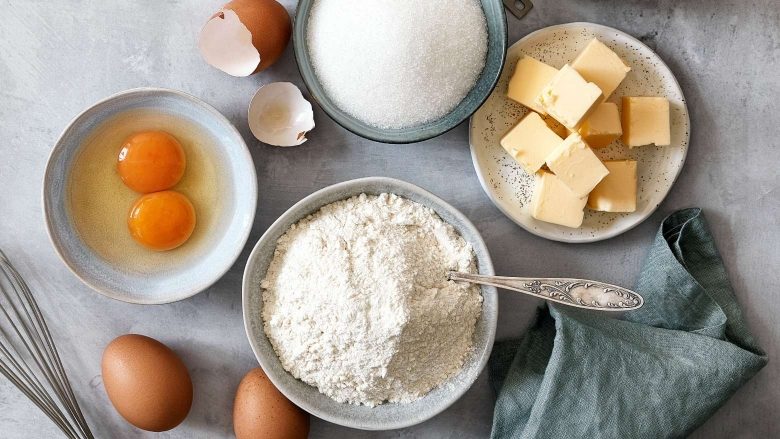 Ingrediente pentru prăjitura Crăiasa Zăpezii. Rețeta de la Chef Florin Dumitrescu.