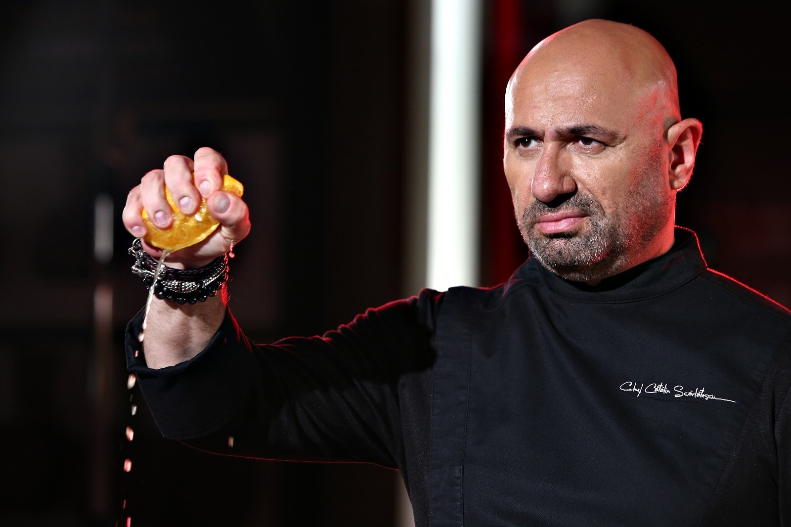 Rețetă de cozonac după chef Cătălin Scărlătescu. Care este ingredientul surpriză