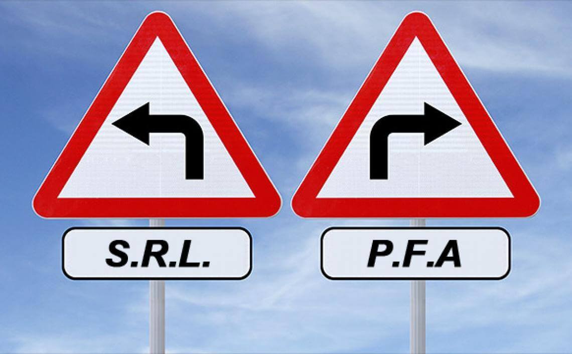 PFA – avantaje și dezavantaje. Când merită să îți faci unul și când să alegi un SRL