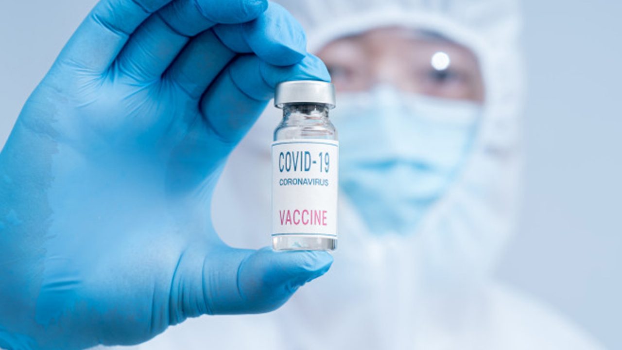 Cum poate fi transmis virusul după vaccinarea Covid