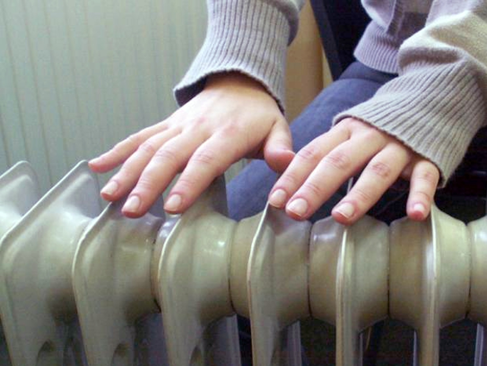 De ce nu au, de fapt, bucureștenii căldură și apă caldă în plină iarnă