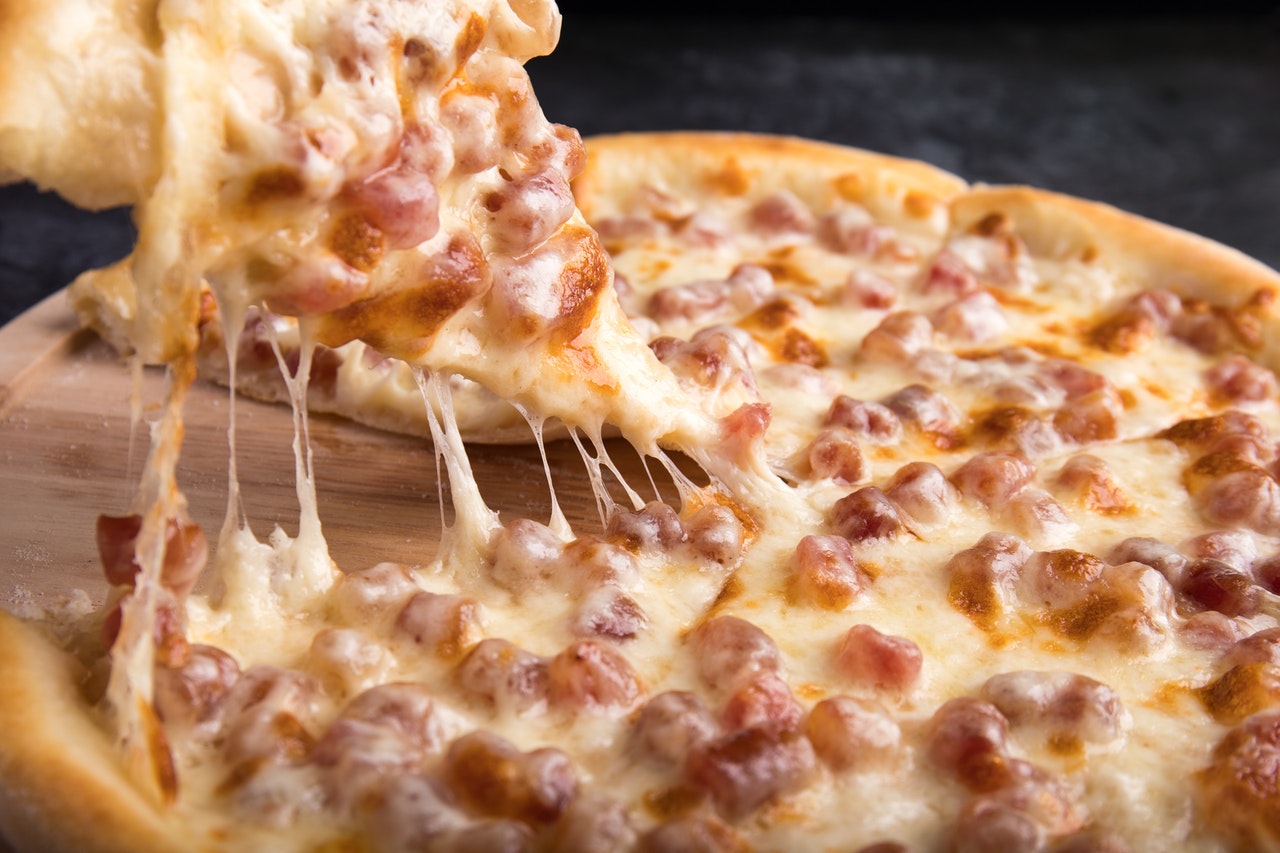 De unde provine termenul pizza