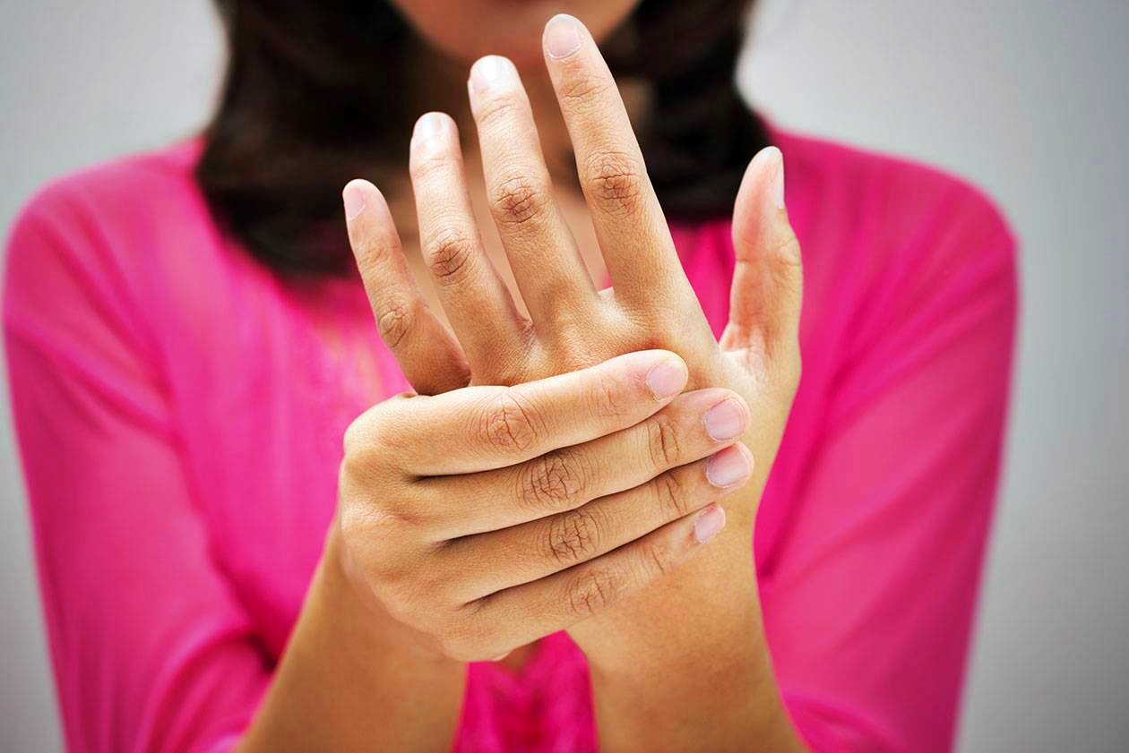 Mișcări involuntare ale corpului - ce ar putea fi