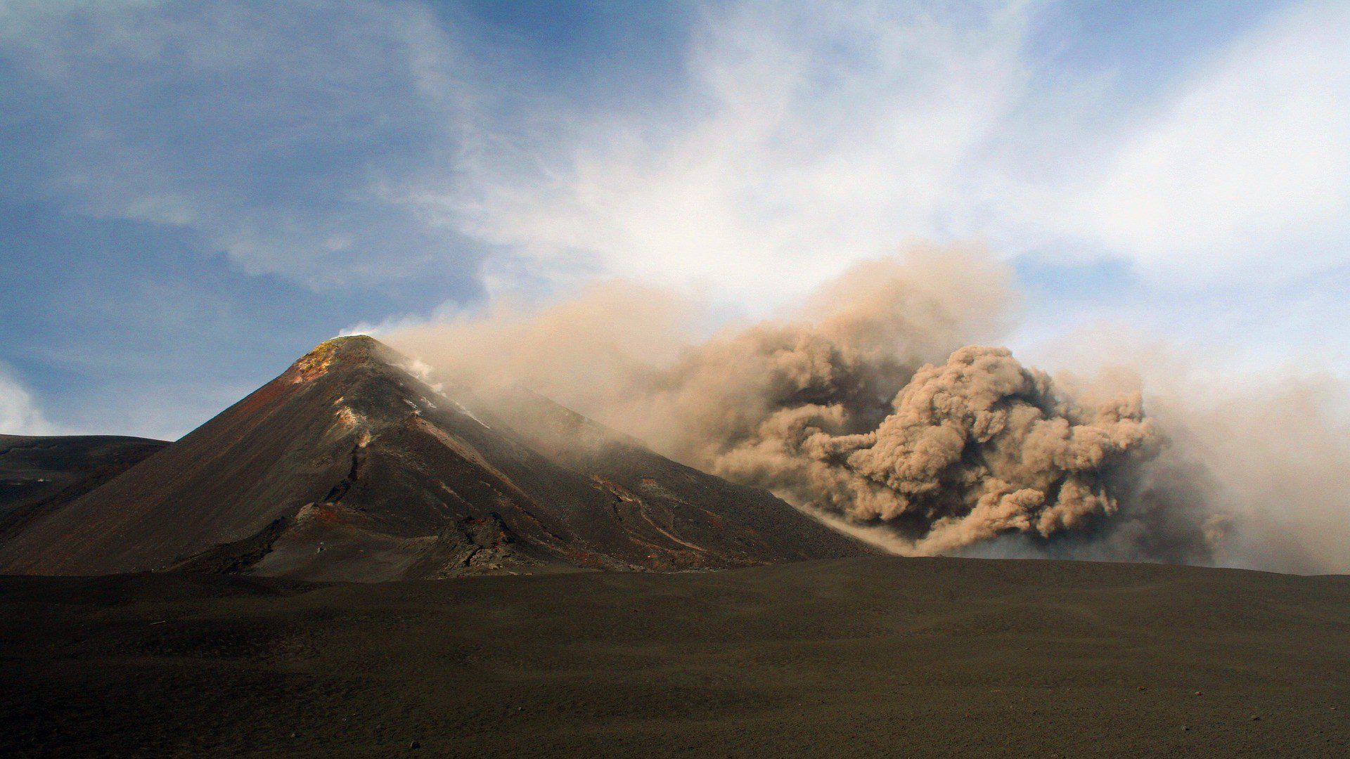 10 lucruri pe care nu le știai despre Etna