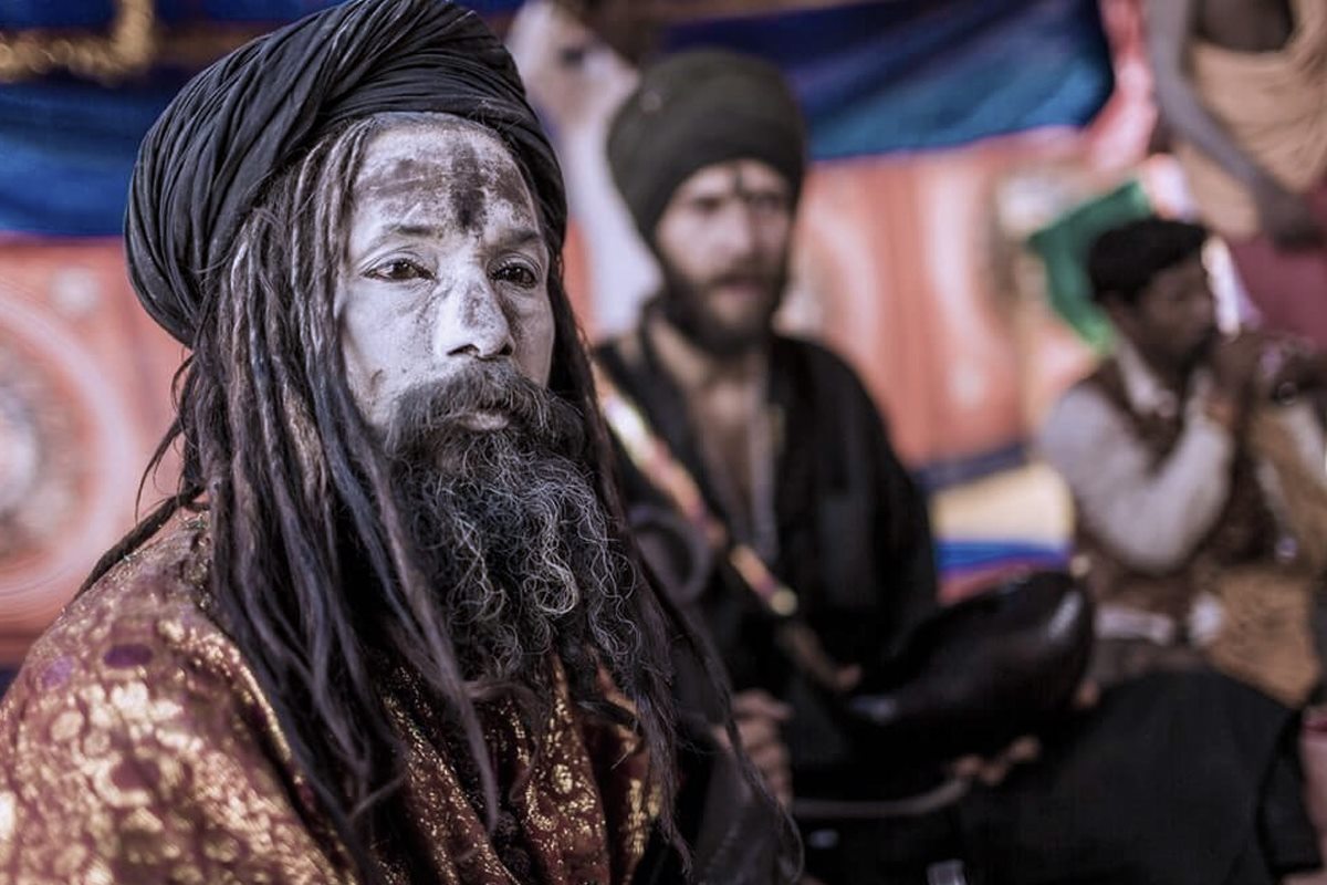 9 obiceiuri ciudate pe care le făceau strămoșii noștri. Unele te vor lăsa fără cuvinte