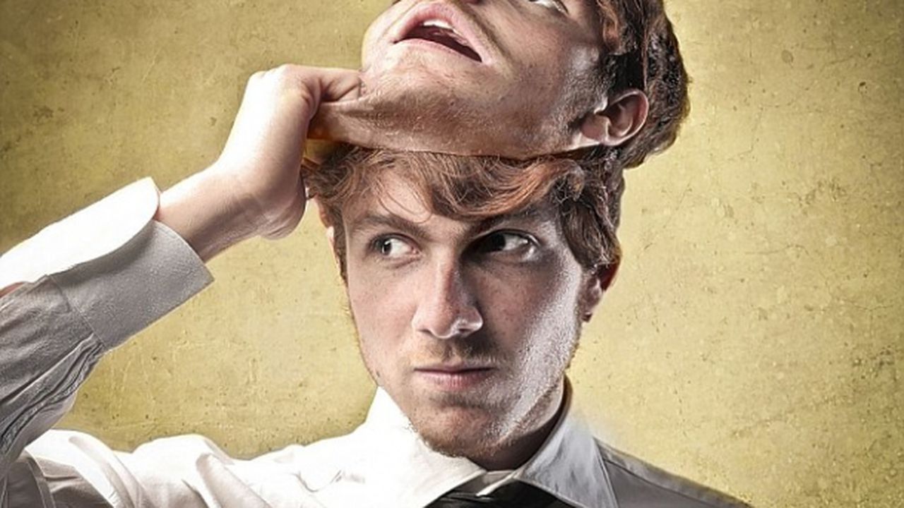 O caracteristică esențială a ambelor tipuri de tulburări de personalitate este o natură înșelătoare și manipulatoare