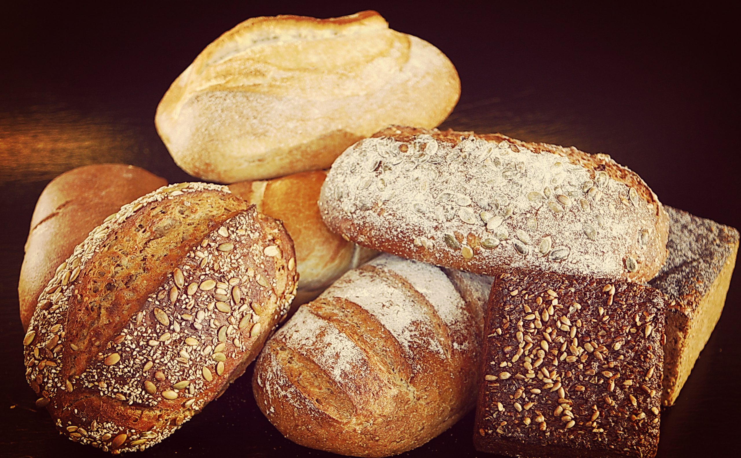 Ce se întâmplă în corpul tău dacă nu mai mănânci pâine. 5 efecte nebănuite