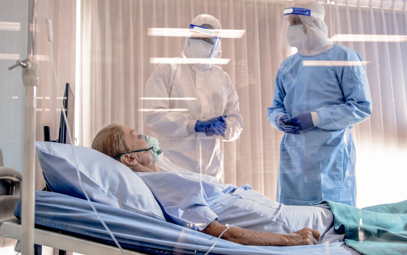 Doua echipe de medici si cercetatori de la centrul medical Sourasky din Tel Aviv, Israel, au anuntat ca ar fi gasit arma pentru a lupta impotriva coronavirusului