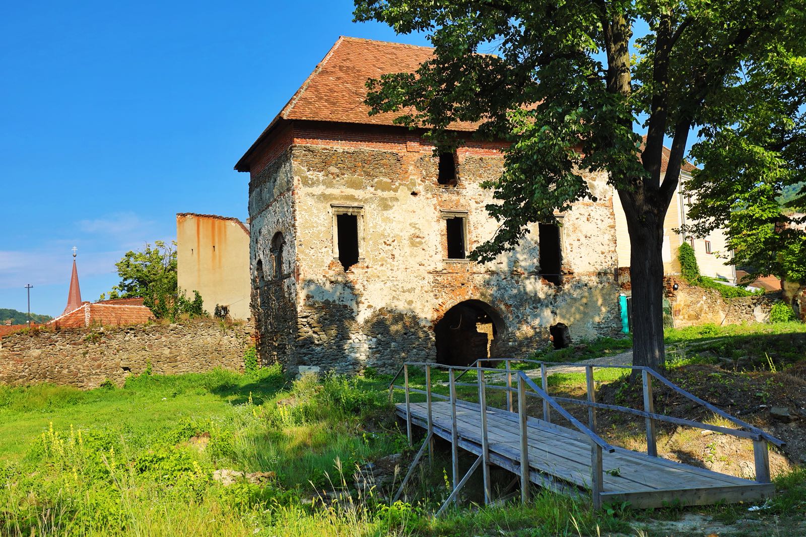 Obiective turistice în Sălaj. Cetatea Báthory