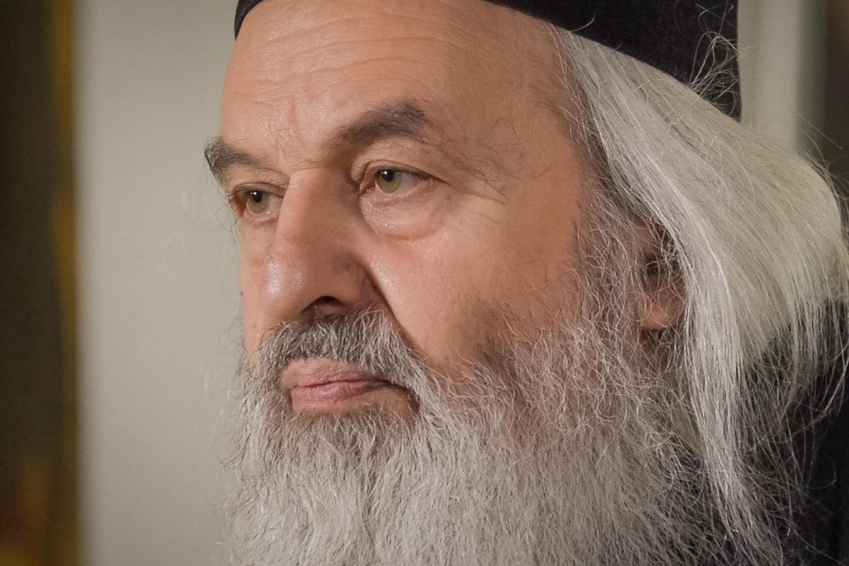 Parintele Rafail Noica ii sfatuieste pe cei care au probleme in casnicie sa apeleze la rugaciune