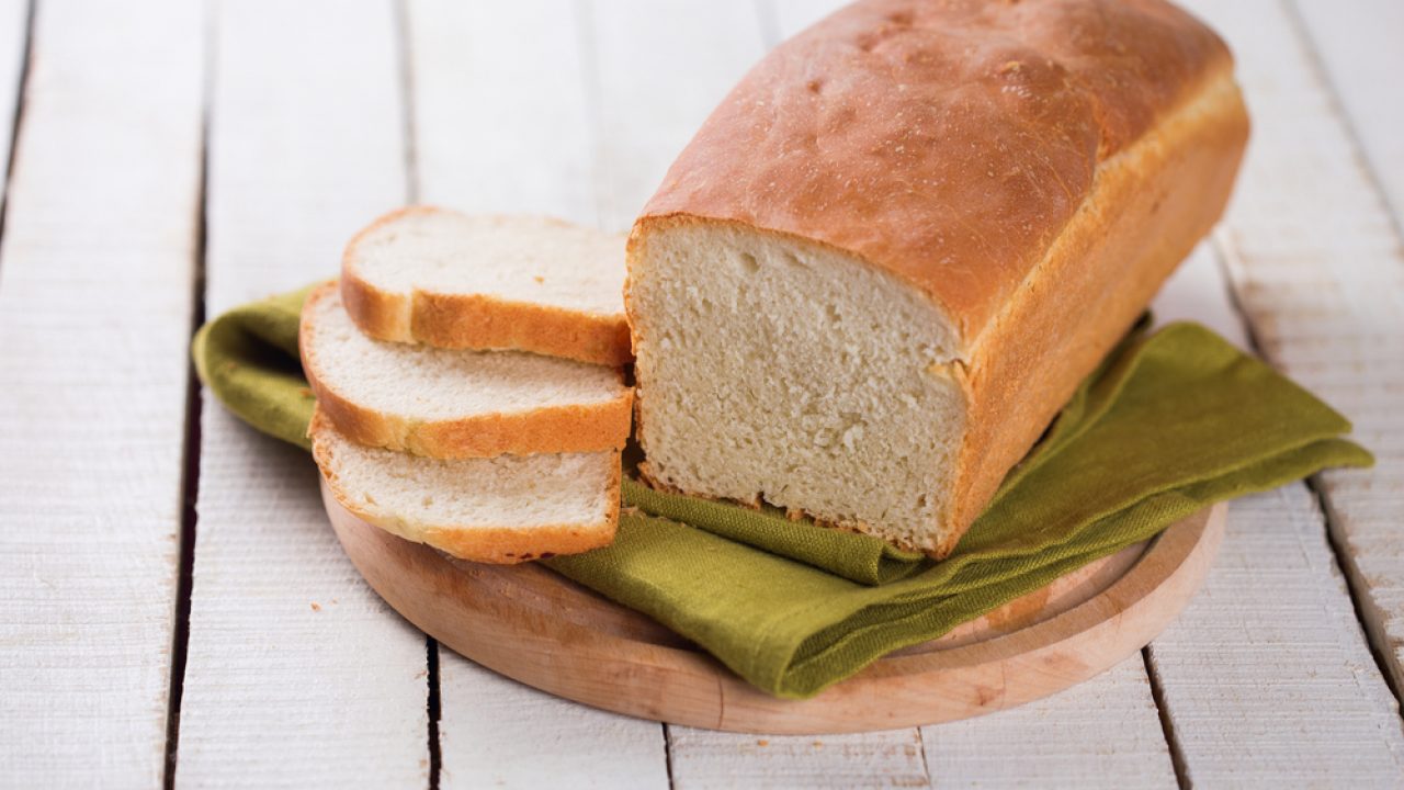 Rețetă pâine de casă pufoasă. Ce e bine să adaugi în compoziție. Lista completă a ingredientelor