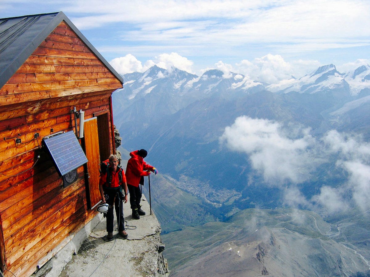 Top 6 locuri cele mai periculoase de pe Pâmânt.Cabana Solvay, Elveția