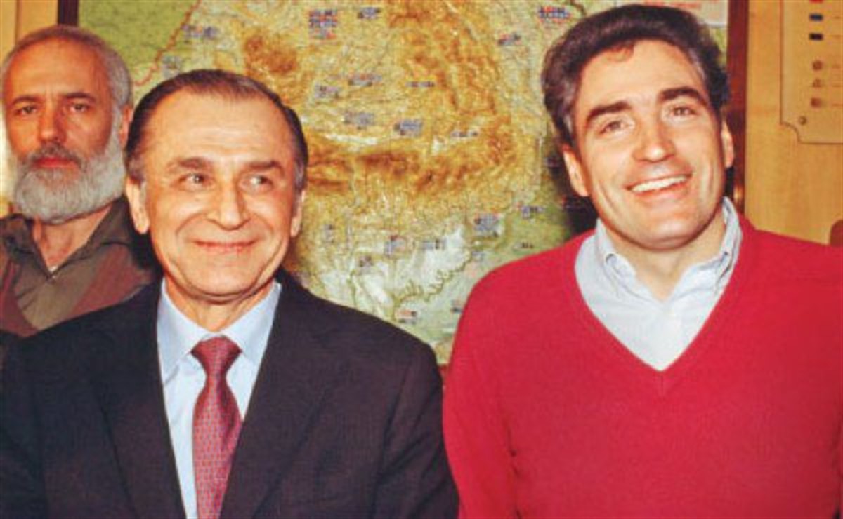 Ce face în aceste zile Ion Iliescu