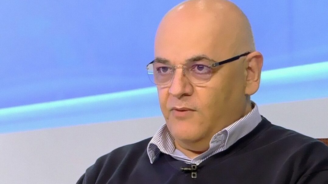 Ce se știe despre familia lui Raed Arafat. Părinții săi au spus mereu că România ”le-a luat” fiul