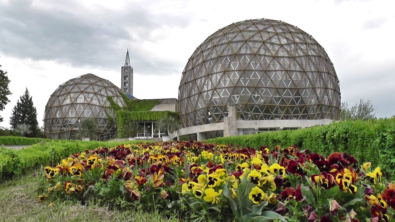 Grădina Botanică „Vasile Fati” din Jibou