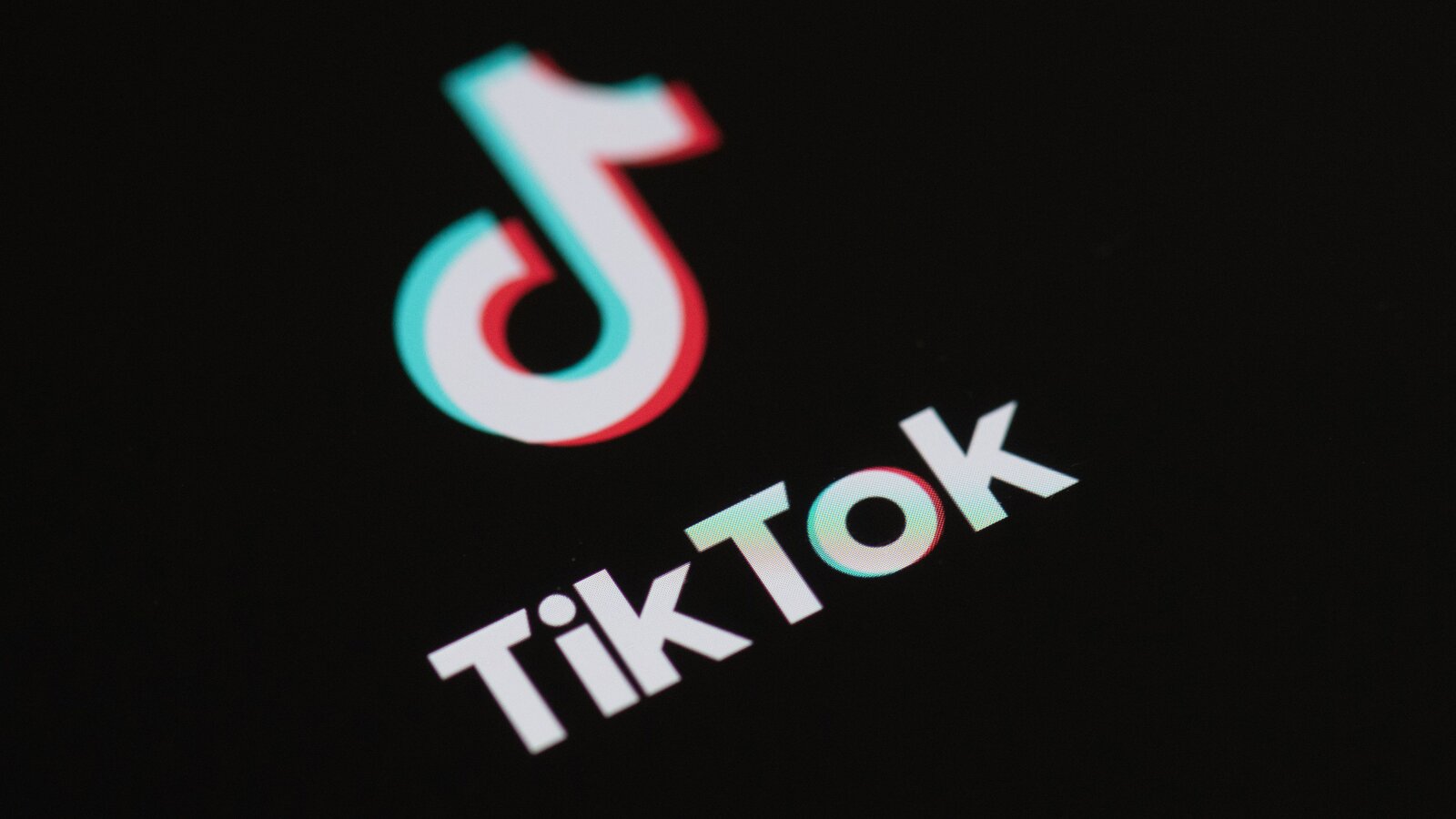 Cine a inventat Tik Tok. 5 lucruri pe care să le știi despre aplicația care face furori în lume