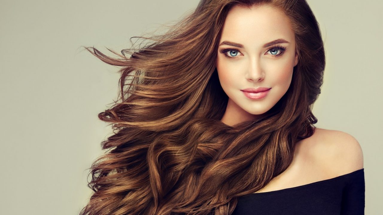 Cum să te tunzi în funcție de tipul de păr pe care îl ai