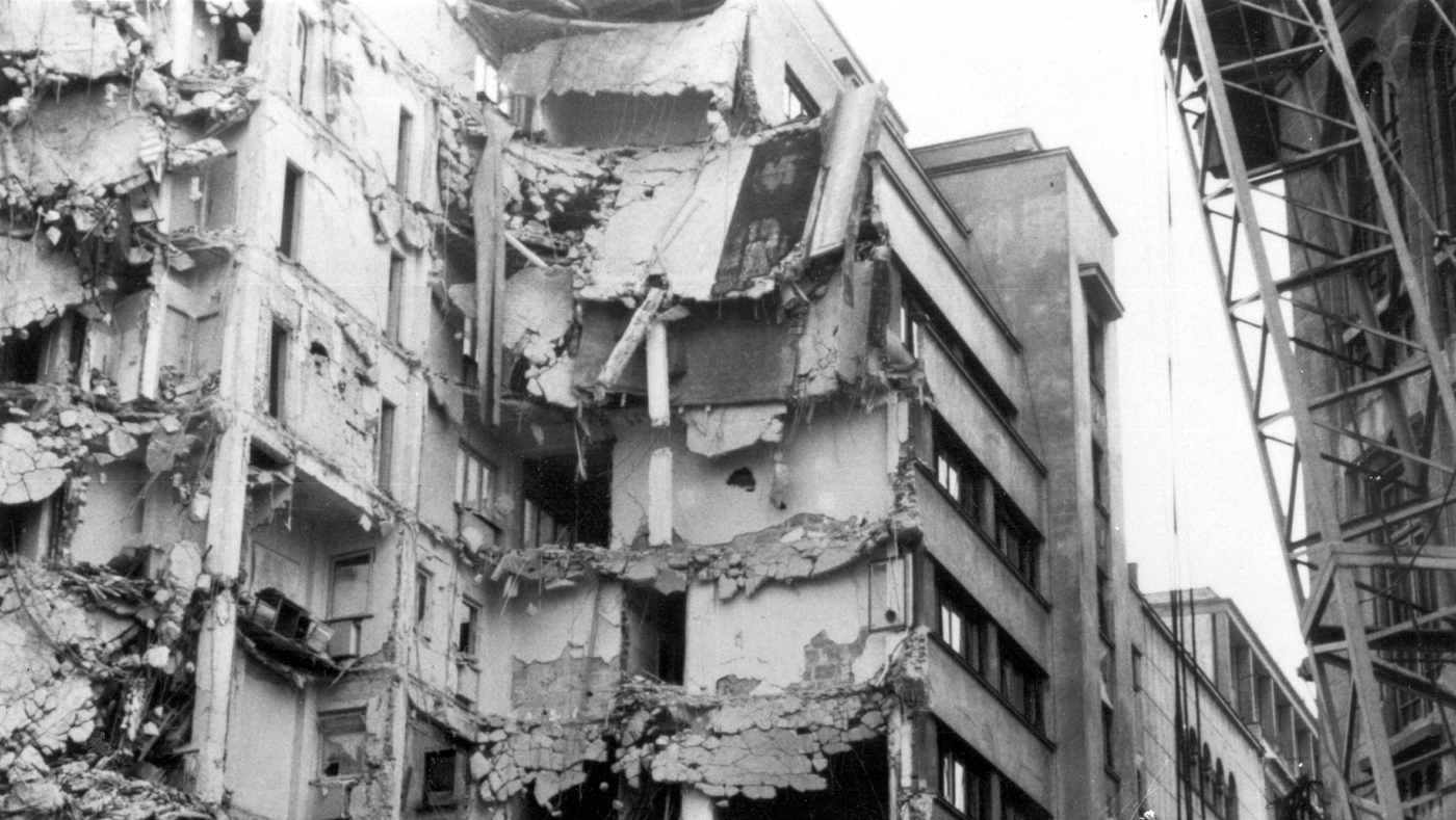 Imagini terifiante de la cutremurul din 1977