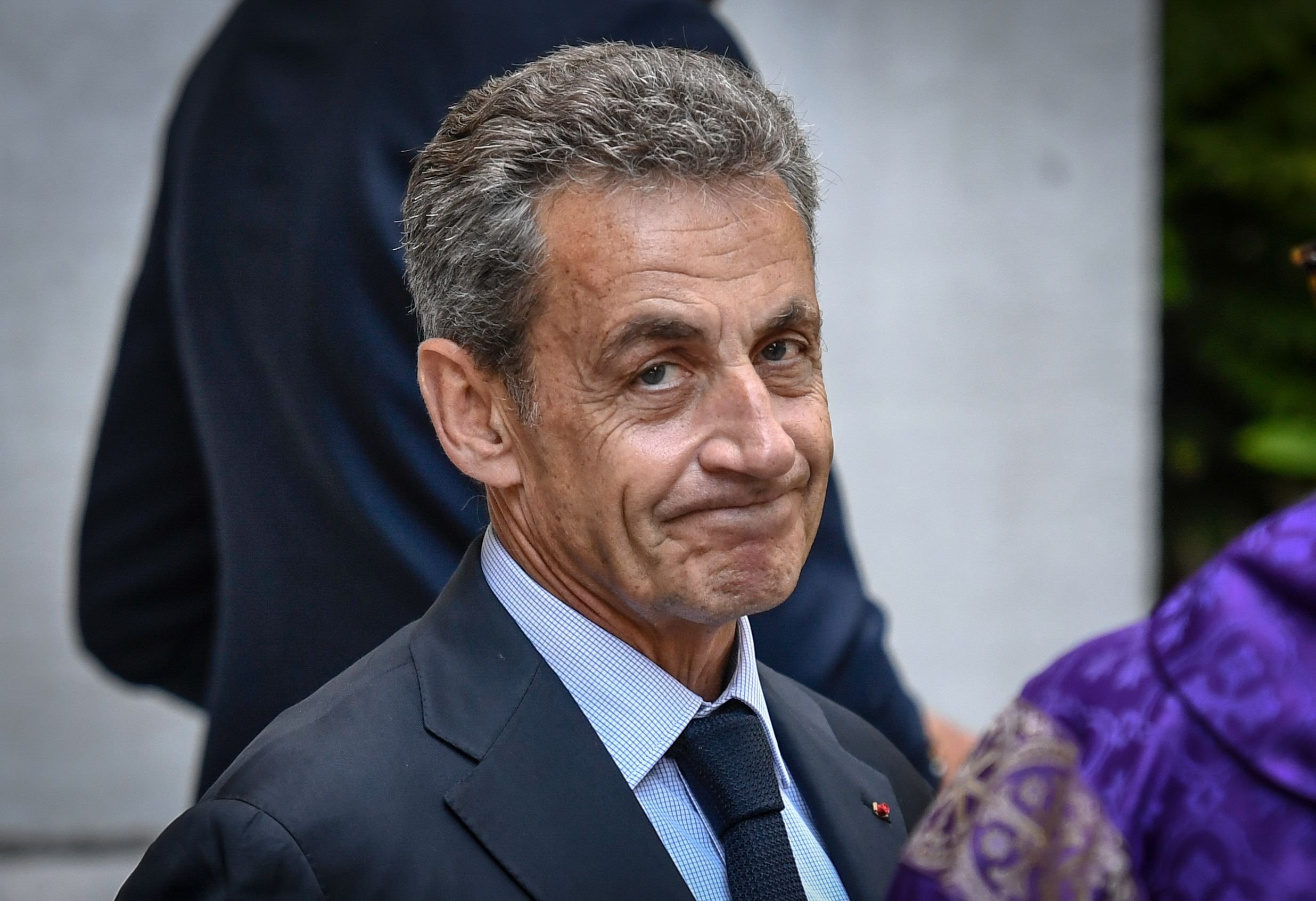 Nicolas Sarkozy a primit 3 ani de închisoare
