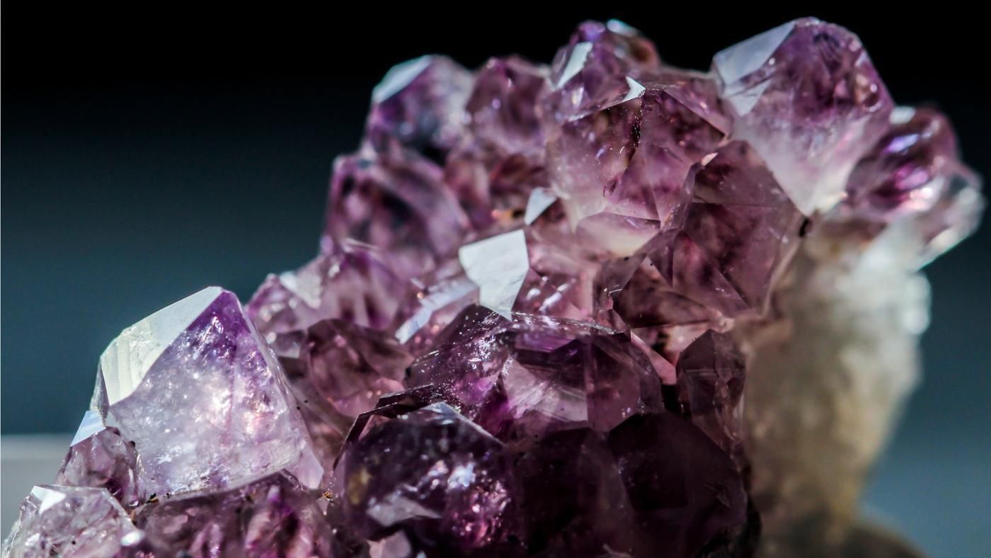 Ametistul este piatra norocoasă a zodiei pești