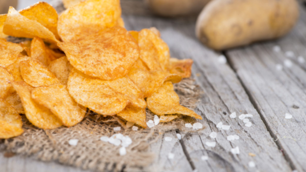 Cum poți să faci chipsuri la microunde. Cea mai simplă și rapidă metodă